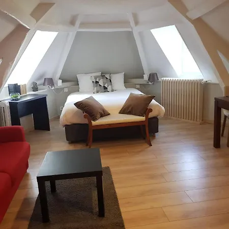 Le Clos Des