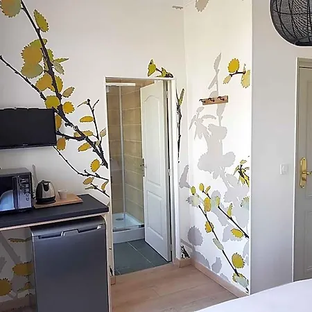 Дом отдыха Le Clos Des *